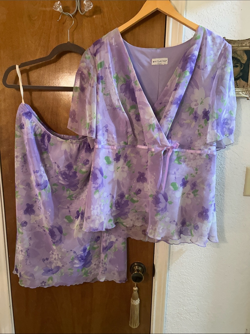 White Stag Lavender Floral Two-Piece Chemise Set. 16